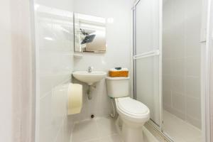 Koupelna v ubytování Hotel Ayenda Casa Cano 1805
