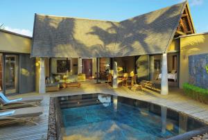 Бассейн в Trou aux Biches Beachcomber Golf Resort & Spa или поблизости