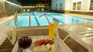 Bazén v ubytování Othello Hotel nebo v jeho okolí