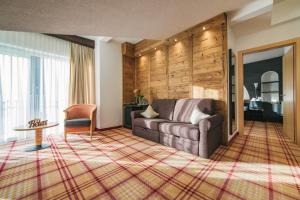 Część wypoczynkowa w obiekcie Arlen Lodge Hotel inkl Premium Karte im Sommer
