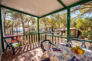 Balkón nebo terasa v ubytování Camping Europa