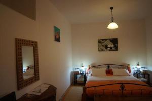 Posteľ alebo postele v izbe v ubytovaní Beautiful-Banjole-Beachside-Apartment-A1-150m-from-the-beach