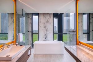 Kopalnica v nastanitvi Mercure Tangerang BSD City