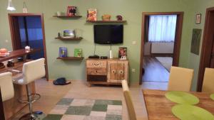 Φωτογραφία από το άλμπουμ του Aranypatak apartmanház σε Σζομπαθέλι