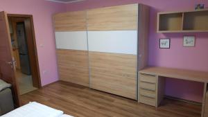 Φωτογραφία από το άλμπουμ του Aranypatak apartmanház σε Σζομπαθέλι +11 φωτογραφίες