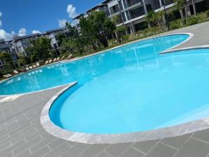 Bazén v ubytování Green Tree Hotel Phú Quốc nebo v jeho okolí