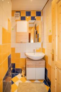 Fotografia z galérie ubytovania Ferienwohnung Kristina v destinácii Bad Mitterndorf