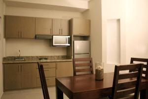 Una cocina o zona de cocina en MARENA Suites & Apartments