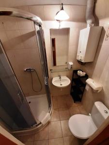 Kúpeľňa v ubytovaní Red Carpet Hostel