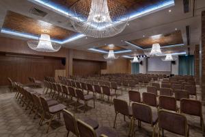Οι επιχειρηματικές εγκαταστάσεις ή/και οι αίθουσες συνεδριάσεων στο Wyndham Garden Diyarbakır +62 φωτογραφίες
