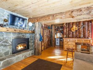 صورة لـ Treehouse On The Stream Sundance, Utah في Sundance