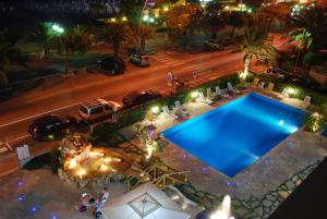 Bazén v ubytování Hotel Costa Verde nebo v jeho okolí