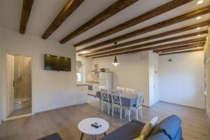 Kuchyň nebo kuchyňský kout v ubytování Apartments Bepi