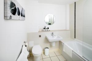 Foto da galeria de Brightleap Apartments - The Hub em Milton Keynes