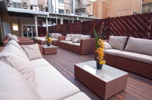 A seating area at Kangaroo Inn