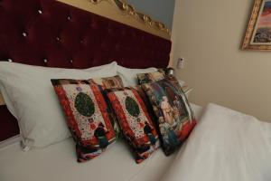 Postel nebo postele na pokoji v ubytování Constantinopolis Hotel