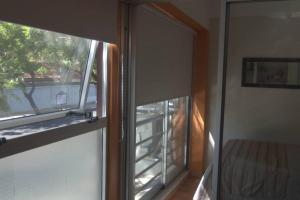 a view of a window in a room at Apartamento en Palermo in Buenos Aires