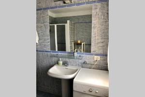 Kúpeľňa v ubytovaní Casa con piscina privada. Mirador de Humbolt.