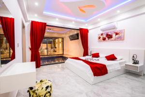 Kép Han - 1 Bedroom Honeymoon Villa in Kalkan szállásáról Kaşban a galériában