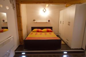 Posteľ alebo postele v izbe v ubytovaní Apartmani Nighty Night