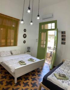 Ένα ή περισσότερα κρεβάτια σε δωμάτιο στο Apartments COMFY - for a quiet family holiday
