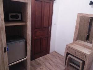 Kuchyň nebo kuchyňský kout v ubytování Villa Wedang