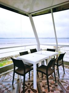 Üldine merevaade või majutusasutusest Hotel Crucero pildistatud vaade