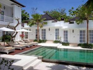 Bazén v ubytování The Colony Hotel Bali nebo v jeho okolí