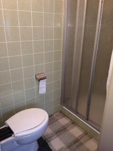 A bathroom at Haus Eiter