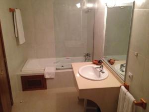 Koupelna v ubytování Hotel Las Fuentes