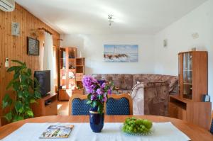 Posedenie v ubytovaní Apartments Piteša