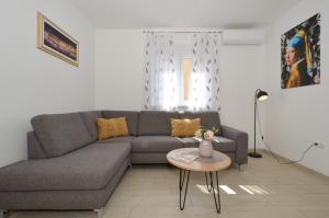Posedenie v ubytovaní Apartman "Mary"