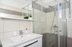 Kúpeľňa v ubytovaní Apartman "Mary" + 37 fotografií