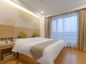 Fotografie z fotogalerie ubytování GreenTree Inn Weifang Kuiwen District North Wang Jialejia Express Hotel v destinaci Wej-fang