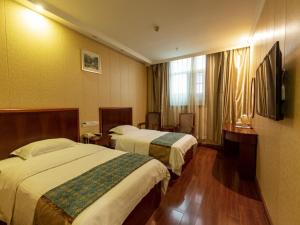 Gallery image of GreenTree Inn Jiangsu Wuxi New District Shengang World Express Hotel in Wuxi