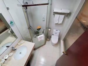 格林豪泰江蘇省蘇州市崑山開發區蓬朗新星路快捷酒店衛浴