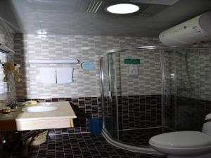 Bilik mandi di GreenTree Inn Huangshan City Huangshan Scenic Area North Gate Express Hotel