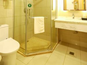Fotografie z fotogalerie ubytování GreenTree Inn Yichun Development Zone Bus Terminal Express Hotel v destinaci Yichun