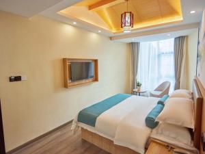 Gallery image of GreenTree Inn Huangshan TangKou Beauty Spot South Gate Transfer Center Business Hotel in Huangshan Scenic Area