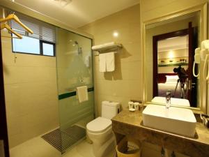 Ванная комната в GreenTree Inn Guangxi Nanning Jiangnan Wanda Plaza Tinghong Road Express Hotel