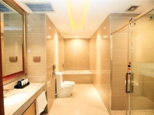 Un baño de GreenTree Eastern Bengbu City Guzhen County Century Hotel