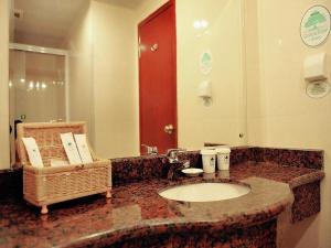 Ένα μπάνιο στο GreenTree Inn Jiangsu Nanjing Confucius Temple South Taiping Road Express Hotel