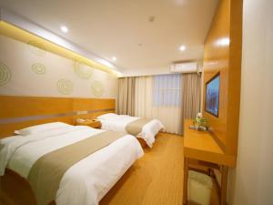 Gallery image of GreenTree Inn ShanghaiBaoshan District Tieshan Road Youyi Road Hotel in Baoshan