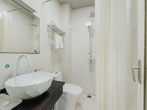 Ένα μπάνιο στο Shell Luoyang Lijingmen Mingtang Hotel