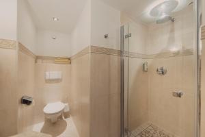 Łazienka w obiekcie Hotel Tanzer