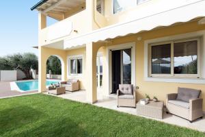 Bazén v ubytovaní Ionian Sun alebo v jeho blízkosti