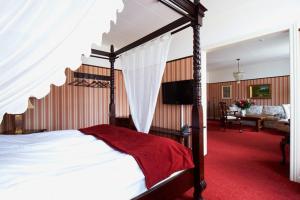 Postel nebo postele na pokoji v ubytování Hotel Ærø