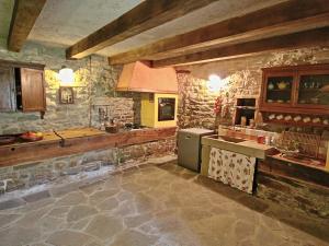 Kép Holiday home with swimming pool in Apecchio szállásáról Apecchióban a galériában