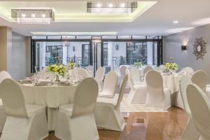Posezení v ubytování Marcian Garden Hotel