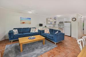 Dapur atau dapur kecil di Dockside Apartments Mooloolaba